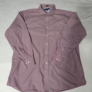 Tommy Hilfiger Men's Casual Mauve Button Down Shirt Size 16.5.. 32-33